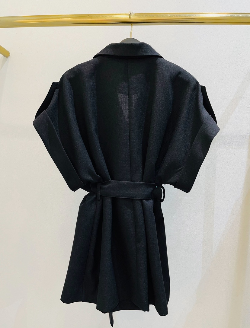 CLOP韓國代購㊣女士新品真品25春夏休閑推薦人氣夾克含腰帶TANIA夾克