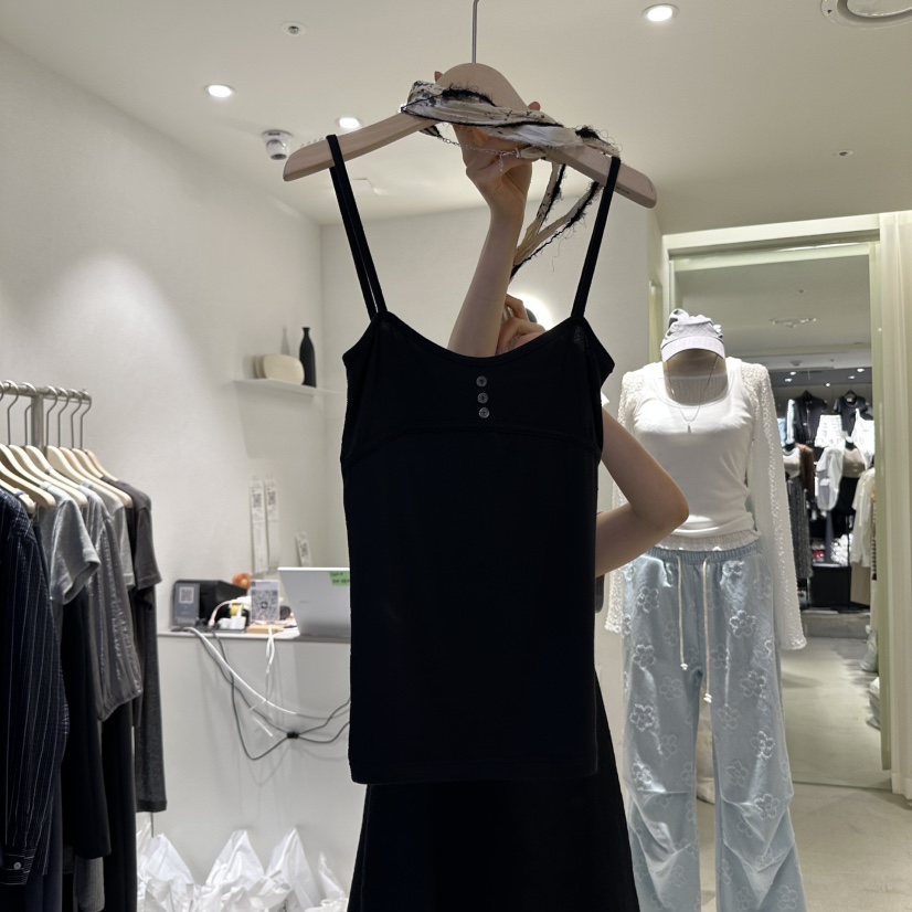 LIL韓國代購㊣女士新品推薦人氣休閑25春夏吊帶背心不含內搭紐扣LIL吊帶/背心圖色3