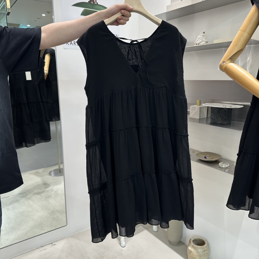 BINUS東大門㊣直郵女裝新品職業休閑人氣時尚25春夏推薦連衣裙BINUS連衣裙