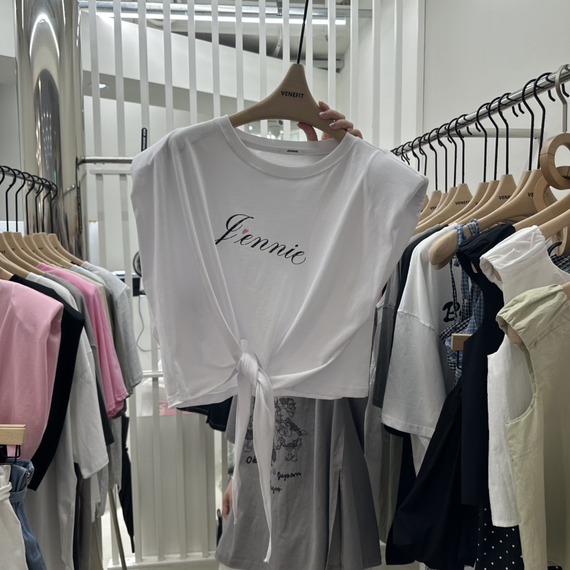 VENEFIT東大門㊣實拍女裝新款職業推薦休閑25春夏熱賣吊帶背心VENEFIT/JENNIE吊帶/背心圖色2