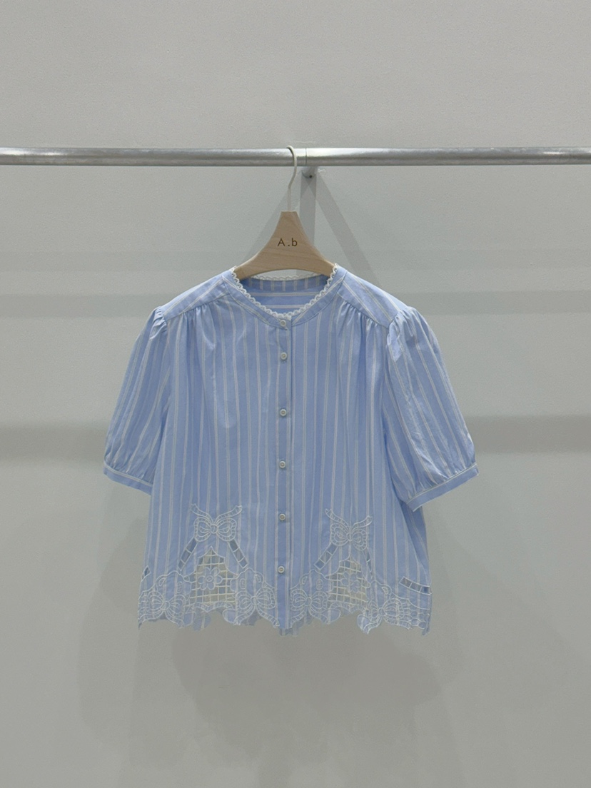 AUTUMN BEIGE PLUS東大門㊣代購女士新款職業時尚襯衫蕾絲衫A.b/AUTUMN BEIGE襯衫/蕾絲衫