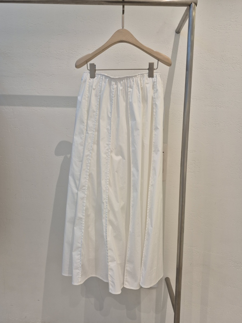 1 2ILLY-S東大門㊣直郵女裝新品真品25春夏時尚半身裙中短裙1 2ILLY/THE SIL半身裙/中短裙