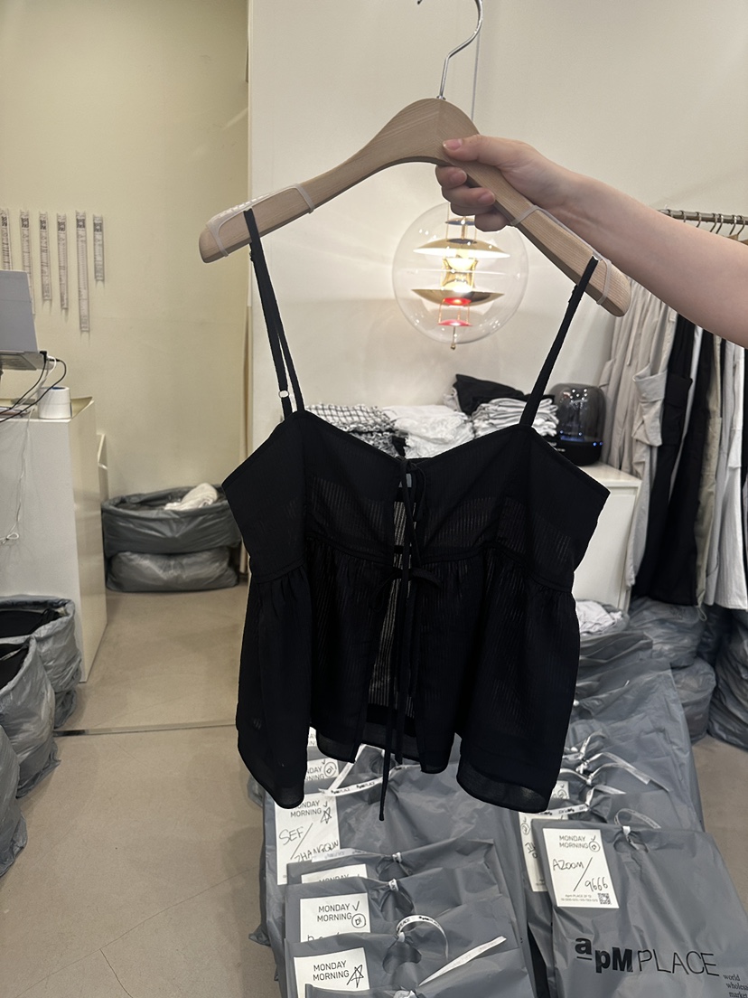 MONDAYMORING東大門㊣實拍女裝新品時尚25春夏熱賣吊帶背心MONDAYMORING吊帶/背心圖色2