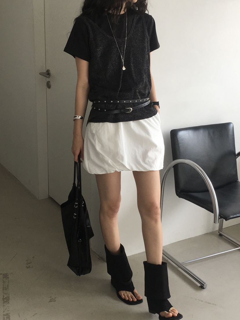 MONDAYMORING東大門㊣直郵女士新款熱賣人氣25春夏休閑短裙絨MONDAYMORING短裙