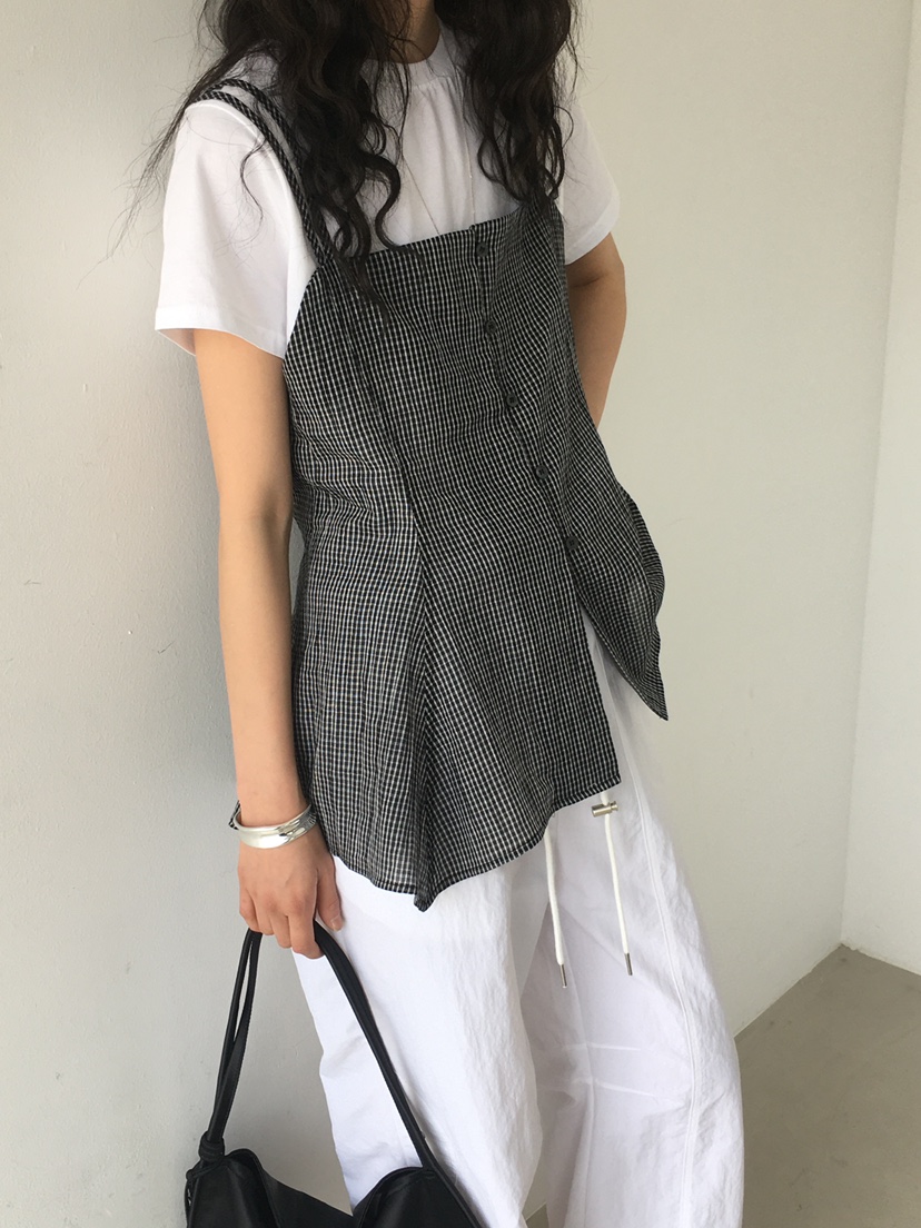 MONDAYMORING韓國代購㊣女裝新款真品職業吊帶背心不含內搭MONDAYMORING吊帶/背心