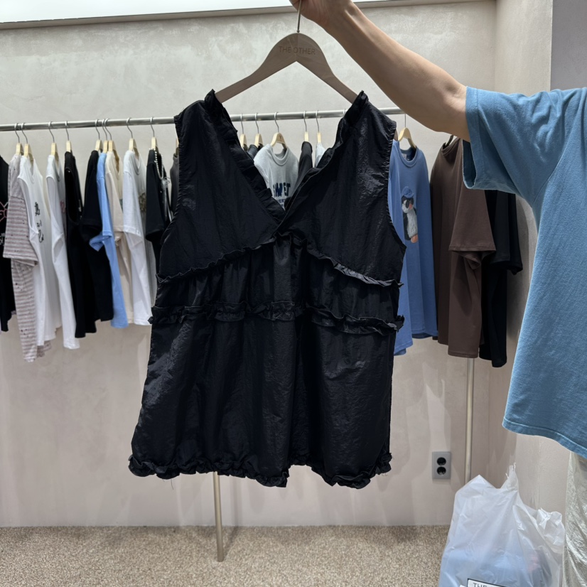 空韓國代購㊣女裝新款25春夏熱賣休閑推薦時尚職業吊帶背心THE OTHER吊帶/背心圖色3
