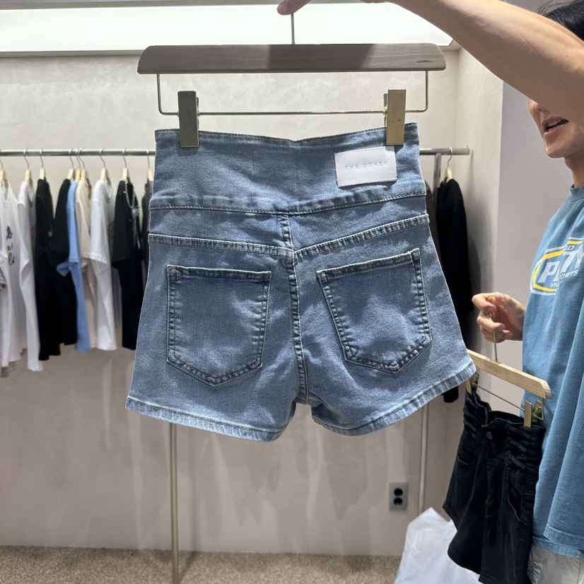 空韓國代購㊣女裝新品推薦休閑真品熱賣25春夏人氣時尚短褲THE OTHER短褲