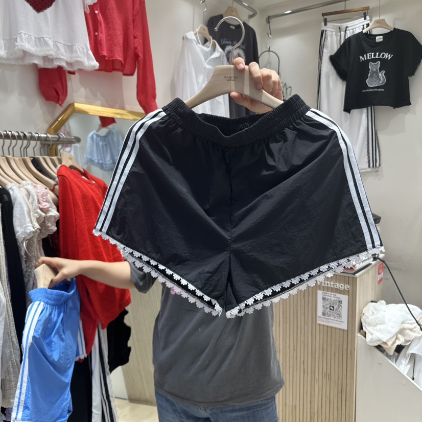 UNDERSTAR_VINTAGE東大門㊣代購女裝新款真品職業休閑短褲蕾絲UNDERSTAR_VINTAGE短褲圖色2