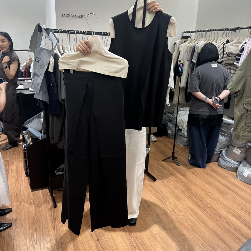 JADEMARKET韓國直郵㊣女裝新品人氣時尚推薦熱賣套裝含腰繩JADE MARKET套裝圖色2