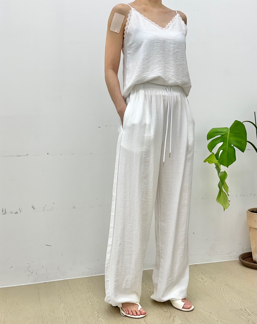 BUT東大門㊣代購女士新品真品人氣推薦休閑25春夏時尚吊帶背心button吊帶/背心
