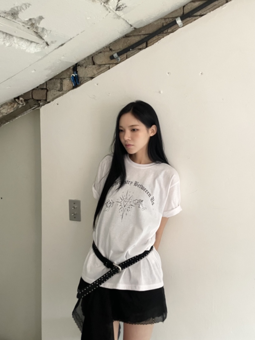 BETWEEN US韓國代購㊣女裝新款真品休閑人氣推薦職業時尚T恤JICJO:SEOULT恤