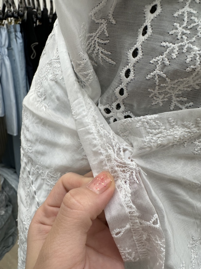 BETWEEN US東大門㊣實拍女士新品真品25春夏連衣裙鉤針編織披肩JICJO:SEOUL連衣裙
