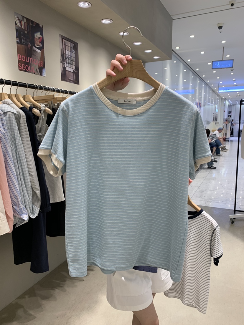 BOUTIQUE SEOUL-P東大門㊣代購女裝新款時尚真品推薦熱賣T恤But ton/BOUTIQUE SEOULT恤圖色2