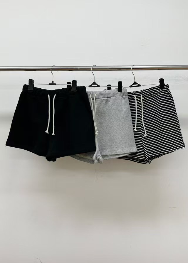 A.VER韓國代購㊣女裝新品時尚推薦真品職業25春夏熱賣短褲A.VER短褲圖色2左二色