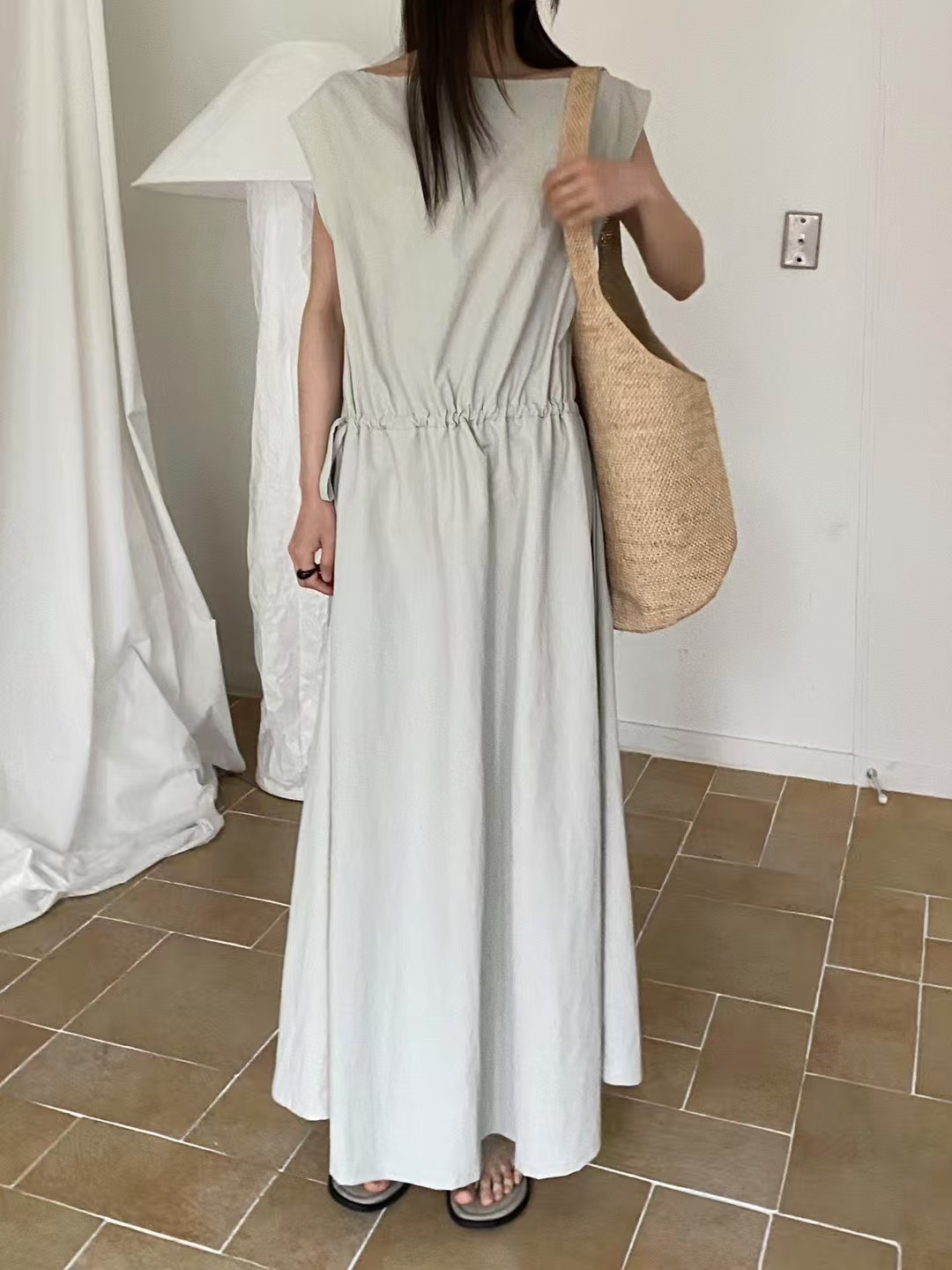 AUTHENTIC-OT東大門㊣實拍女裝新款時尚休閑25春夏真品連衣裙AUTHENTIC連衣裙