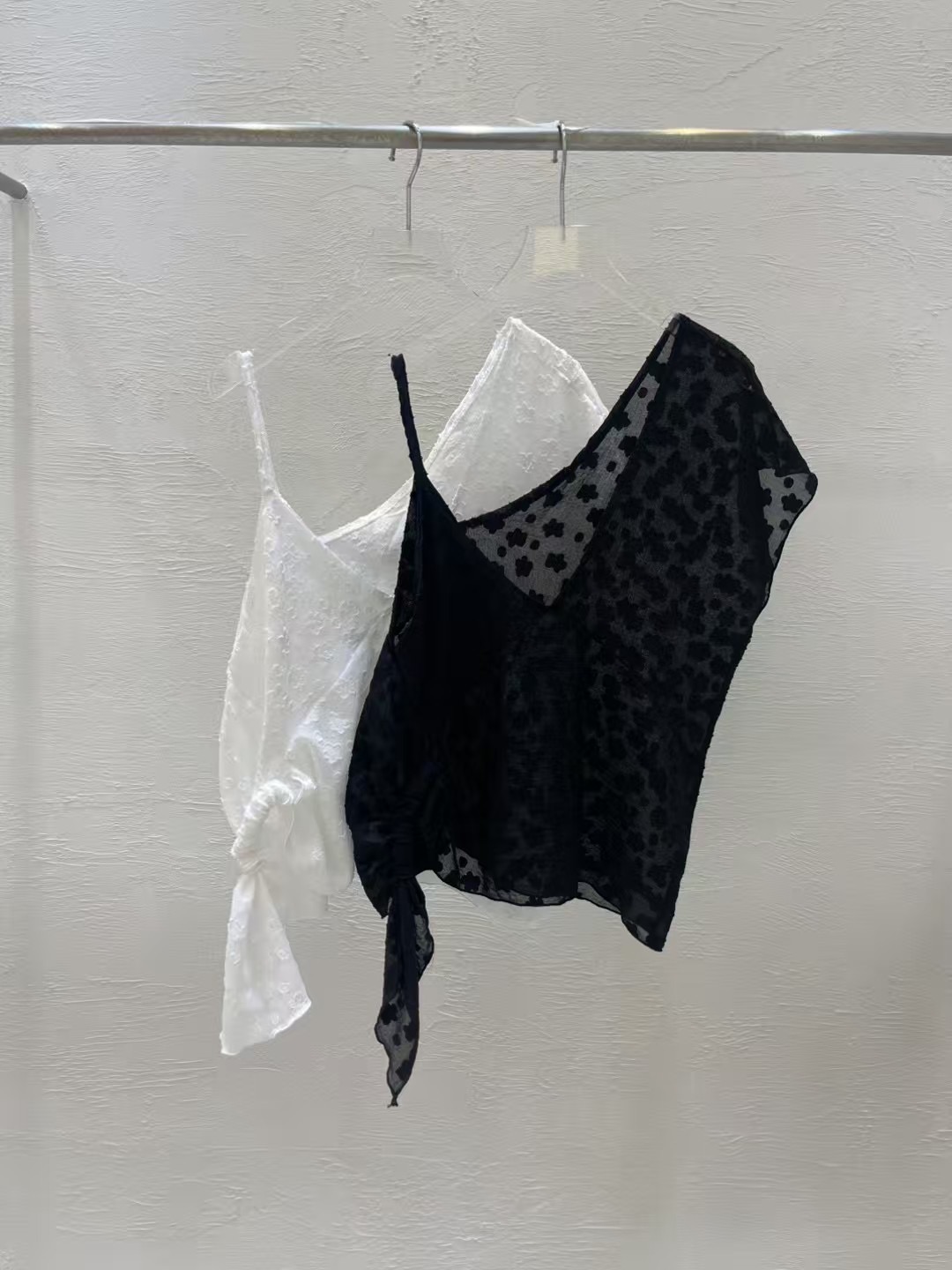 AUTHENTIC-OT東大門㊣直郵女裝新品真品人氣時尚吊帶背心蕾絲AUTHENTIC吊帶/背心
