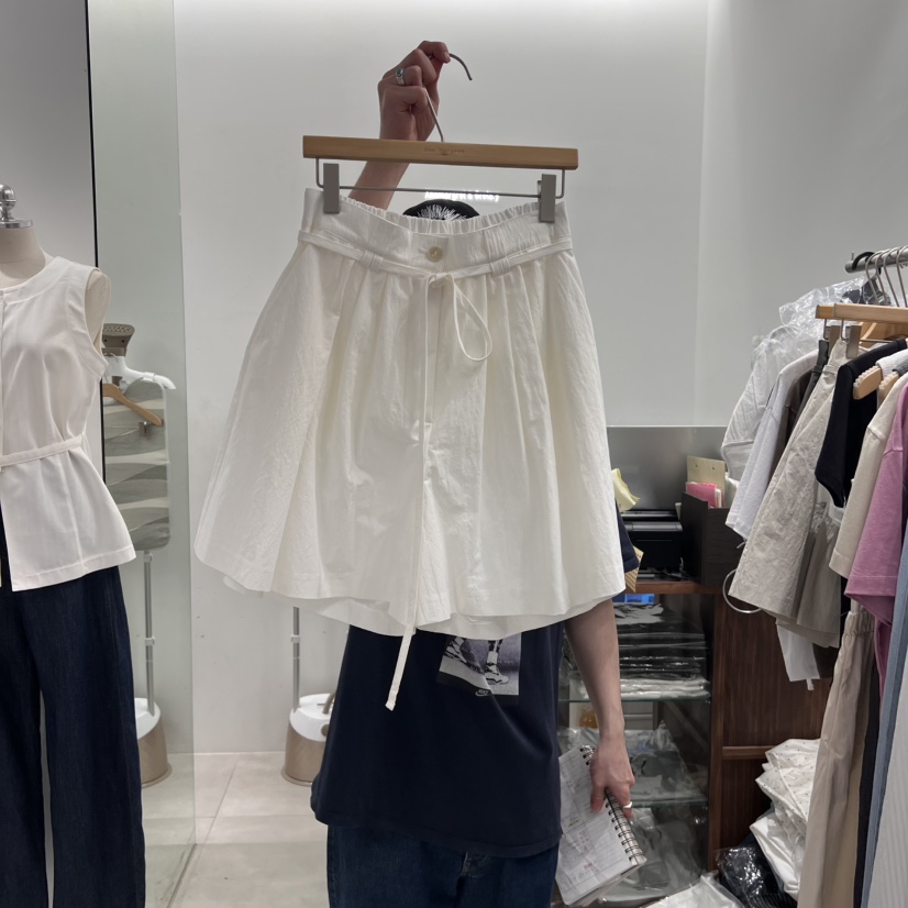 ANN MARGRET韓國直郵㊣女裝新款職業短褲含腰繩GRETA.Y短褲圖色2