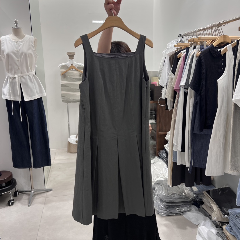ANN MARGRET東大門㊣實拍女士新品人氣連衣裙褶皺GRETA.Y連衣裙圖色2