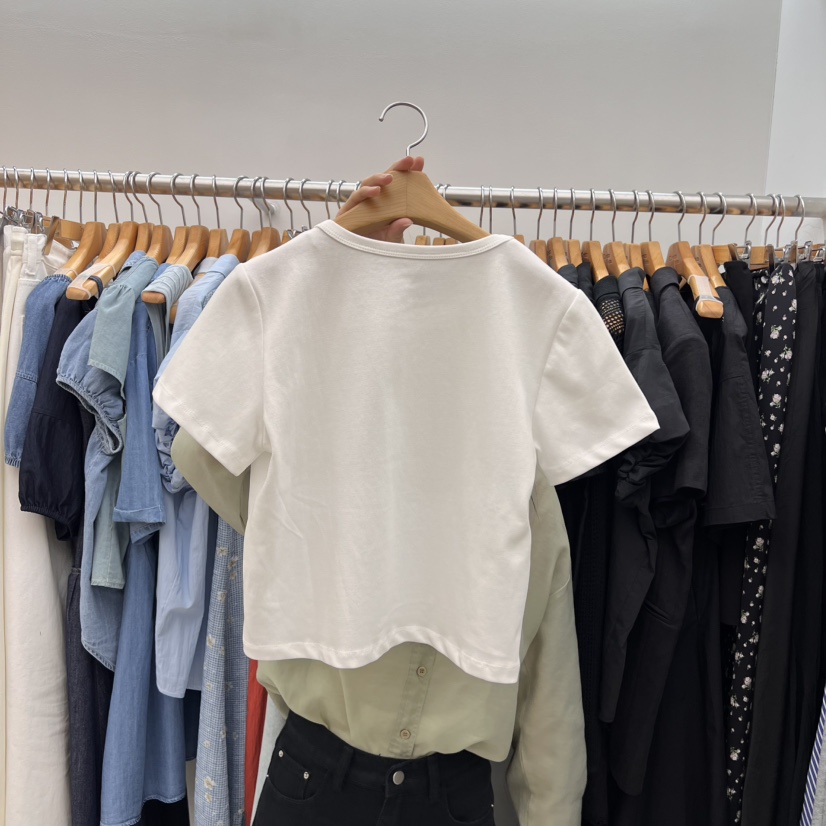 DRESS ROOM韓國代購㊣女裝新款推薦熱賣休閑時尚職業人氣T恤DRESS ROOMT恤