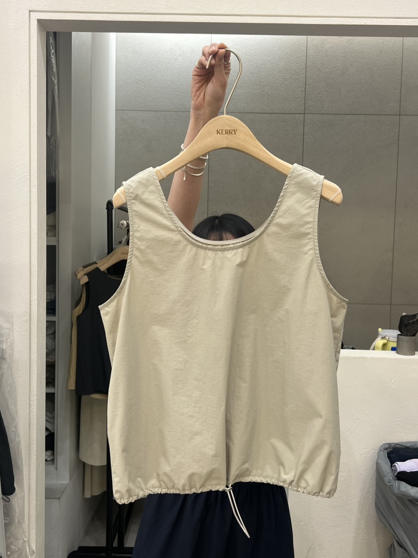 KERRY韓國代購㊣女裝新品真品時尚職業25春夏熱賣人氣吊帶背心KERRY吊帶/背心圖色2