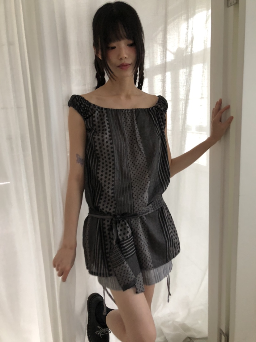FLASH東大門㊣代購女士新品人氣休閑時尚25春夏連衣裙含腰帶FLASH連衣裙