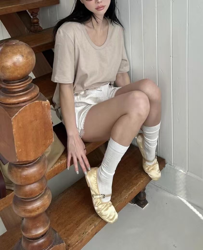 LUVLUV-럽럽-OT東大門㊣代購女裝新款熱賣時尚推薦職業T恤LUVLUV-럽럽-OTT恤