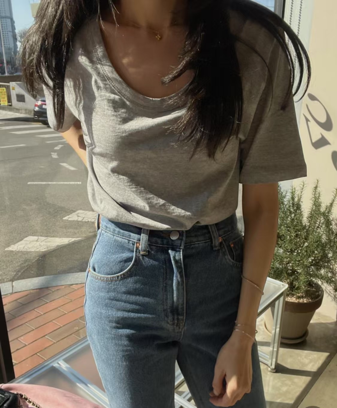 LUVLUV-럽럽-OT東大門㊣代購女裝新款熱賣時尚推薦職業T恤LUVLUV-럽럽-OTT恤