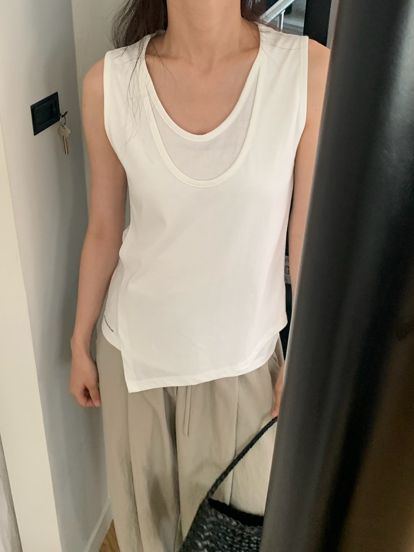 BLEECKER韓國直郵㊣女裝新款職業推薦時尚人氣熱賣吊帶背心BLEECKER吊帶/背心