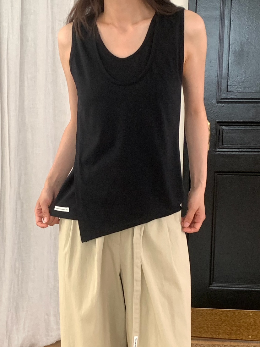 BLEECKER韓國直郵㊣女裝新款職業推薦時尚人氣熱賣吊帶背心BLEECKER吊帶/背心