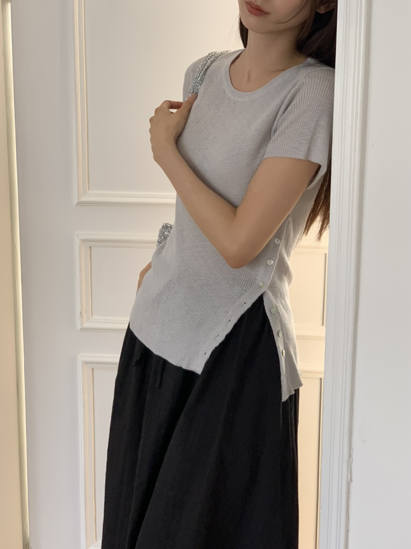 NOTICE韓國代購㊣女士新款人氣熱賣時尚真品25春夏針織衫紐扣NOTICE針織衫