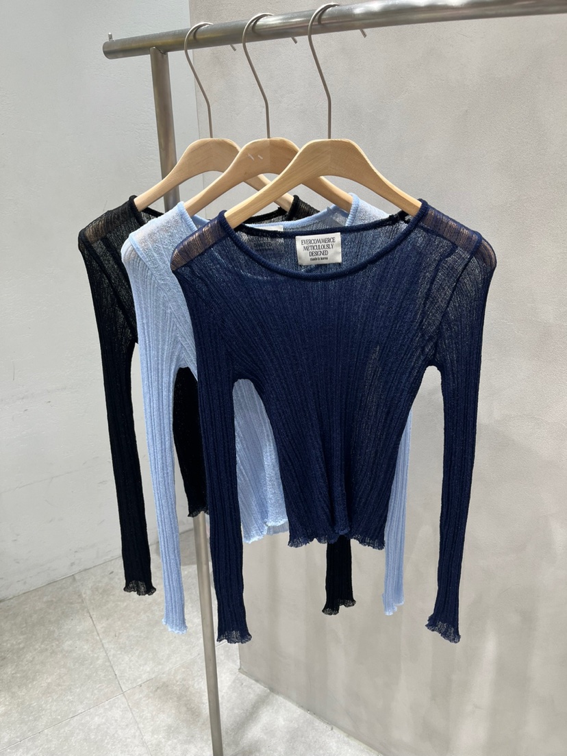 EVERCOMMERCE METICULOUSLY DESIGNED韓國代購㊣女裝新品熱賣針織衫EVERCOMMERCE METICULOUSLY DESIGNED針織衫