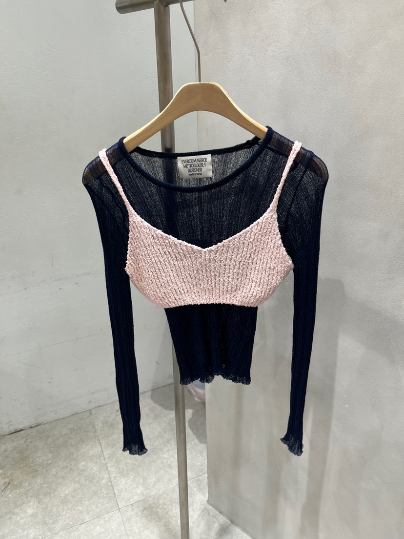 EVERCOMMERCE METICULOUSLY DESIGNED韓國代購㊣女裝新品熱賣針織衫EVERCOMMERCE METICULOUSLY DESIGNED針織衫
