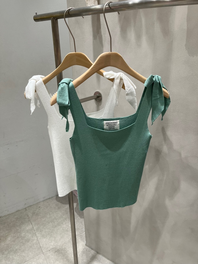 EVERCOMMERCE METICULOUSLY DESIGNED東大門㊣直郵女裝新款真品吊帶背心EVERCOMMERCE METICULOUSLY DESIGNED吊帶/背心