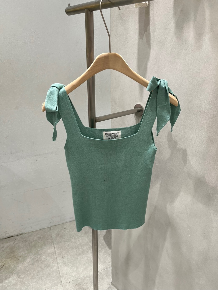 EVERCOMMERCE METICULOUSLY DESIGNED東大門㊣直郵女裝新款真品吊帶背心EVERCOMMERCE METICULOUSLY DESIGNED吊帶/背心圖色2