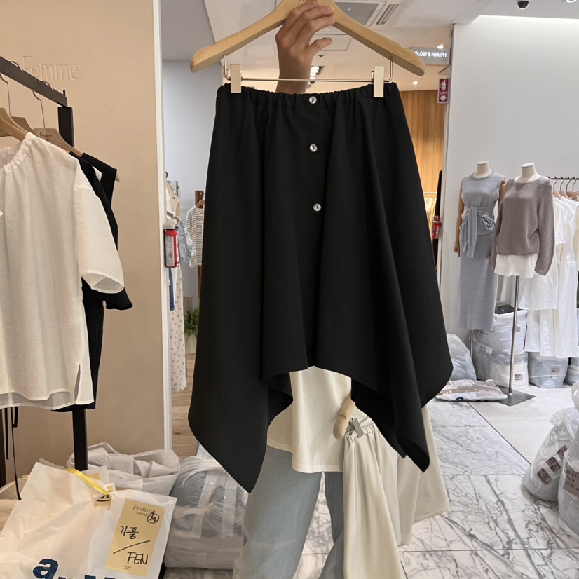 LA MAGIE FEMME東大門㊣代購女士新款休閑真品人氣熱賣短裙Lamagie Femme短裙圖色2