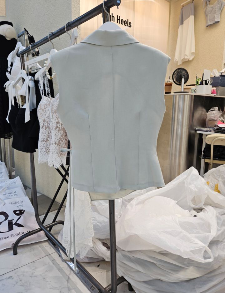 HIGH HEELS韓國直郵㊣女士新款熱賣推薦25春夏時尚襯衫蕾絲衫HIGH HEELS襯衫/蕾絲衫