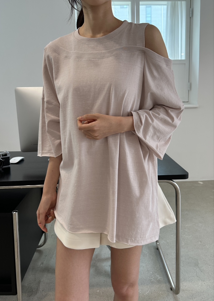 CLASSY-O韓國代購㊣女裝新品25春夏真品人氣長袖T恤修身鏤空CLASSY-O長袖T恤