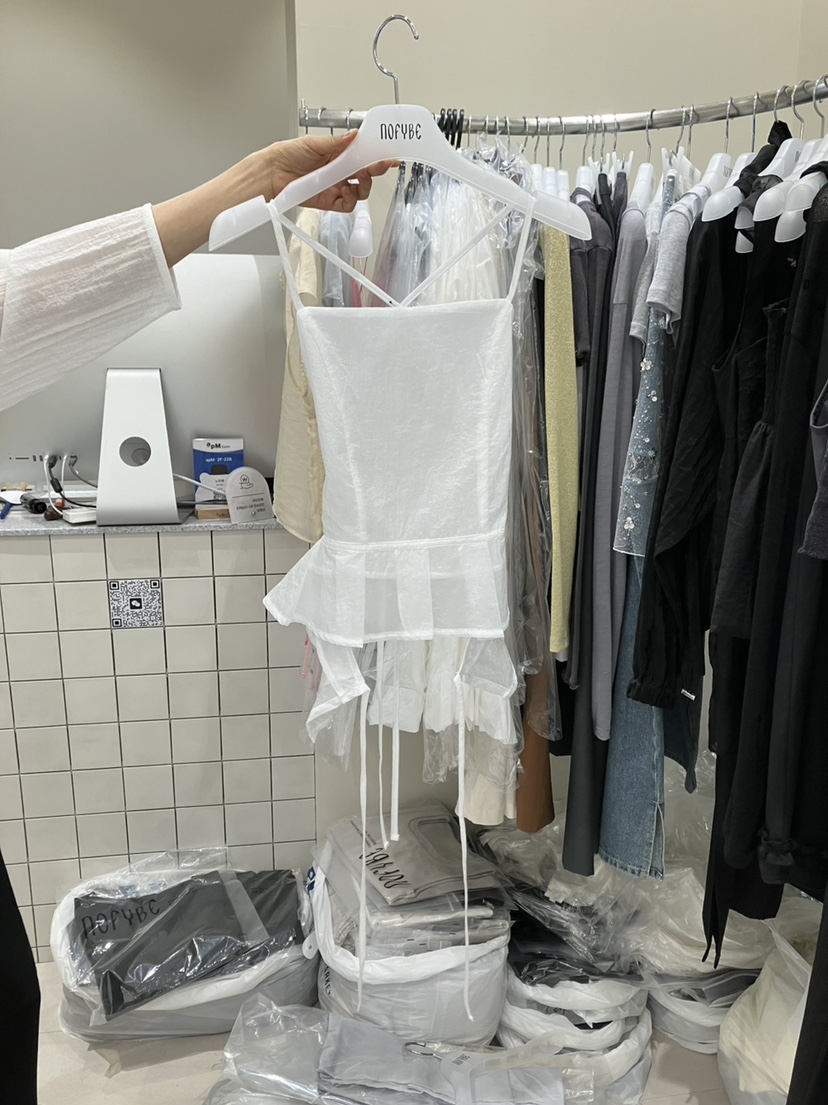 NOFYBE韓國直郵㊣女士新款推薦25春夏熱賣休閑人氣吊帶背心NOFYBE吊帶/背心圖色1