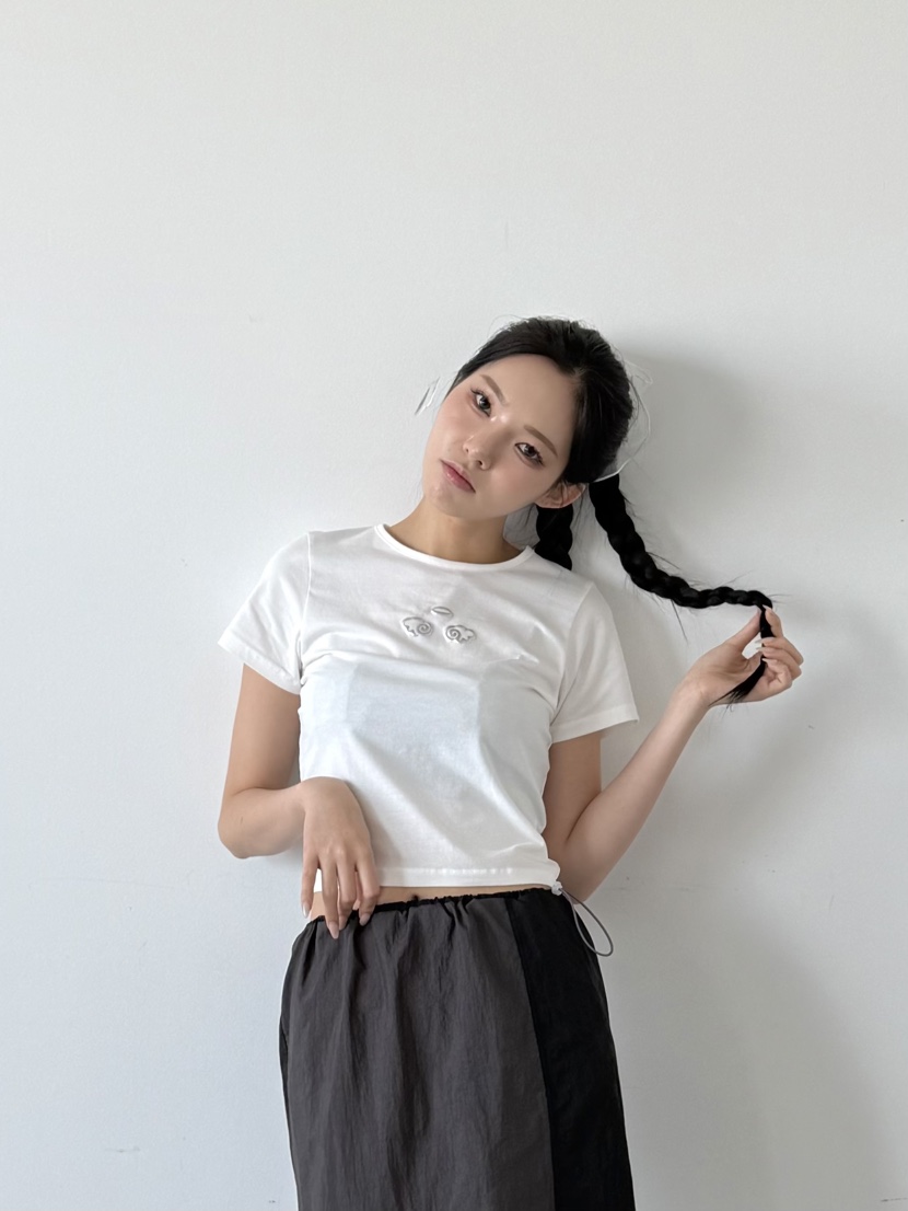 BETWEEN US東大門㊣直郵女士新款真品推薦職業休閑時尚T恤JICJO:SEOULT恤