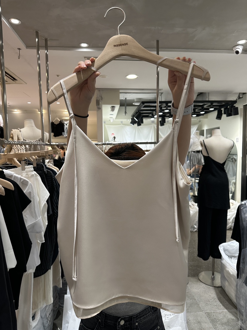 INSSENSE-A東大門㊣直郵女士新品推薦熱賣休閑真品吊帶背心INSSENSE-A吊帶/背心圖色2