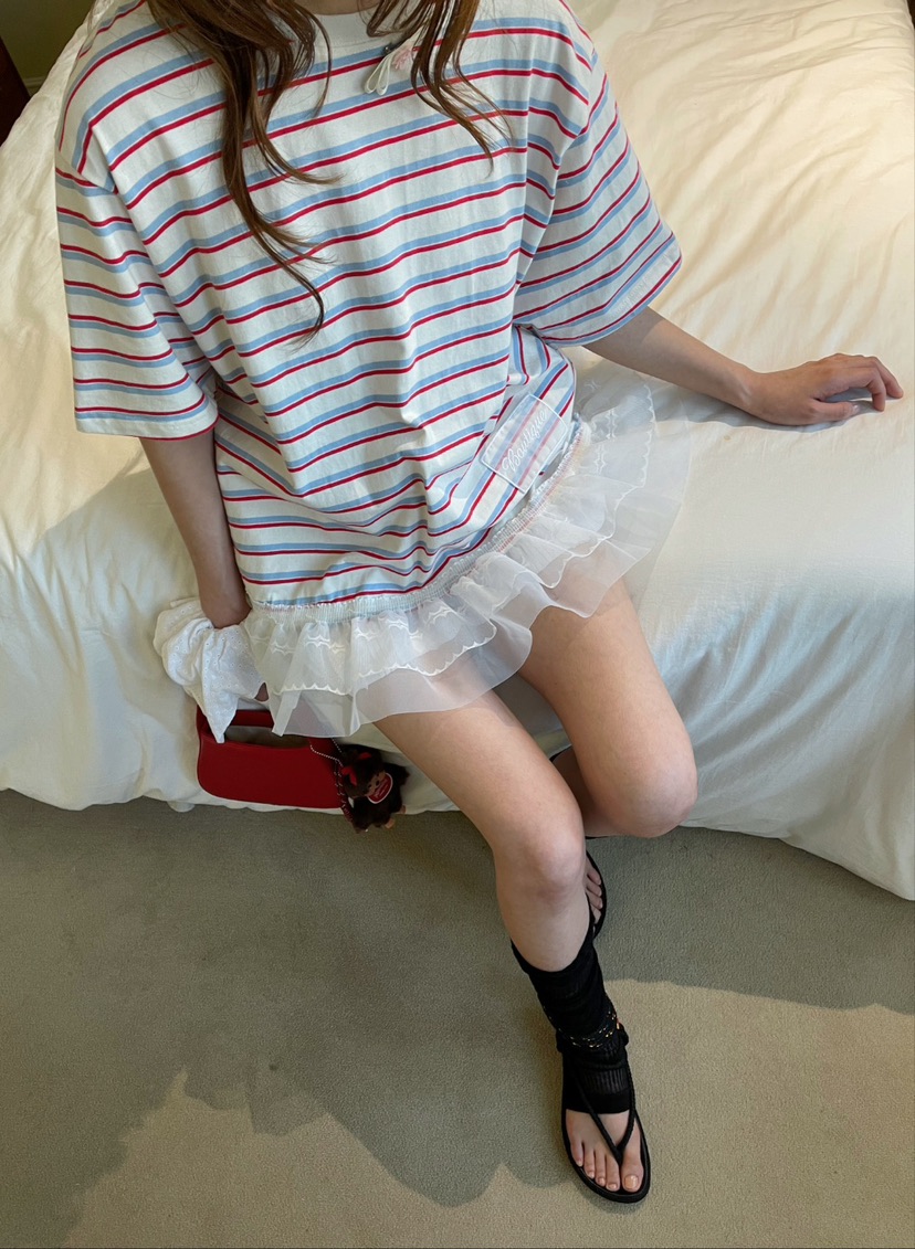 BOUTIQUE-L韓國代購㊣女士新品熱賣職業人氣休閑推薦T恤花朵BOUTIQUE-LT恤