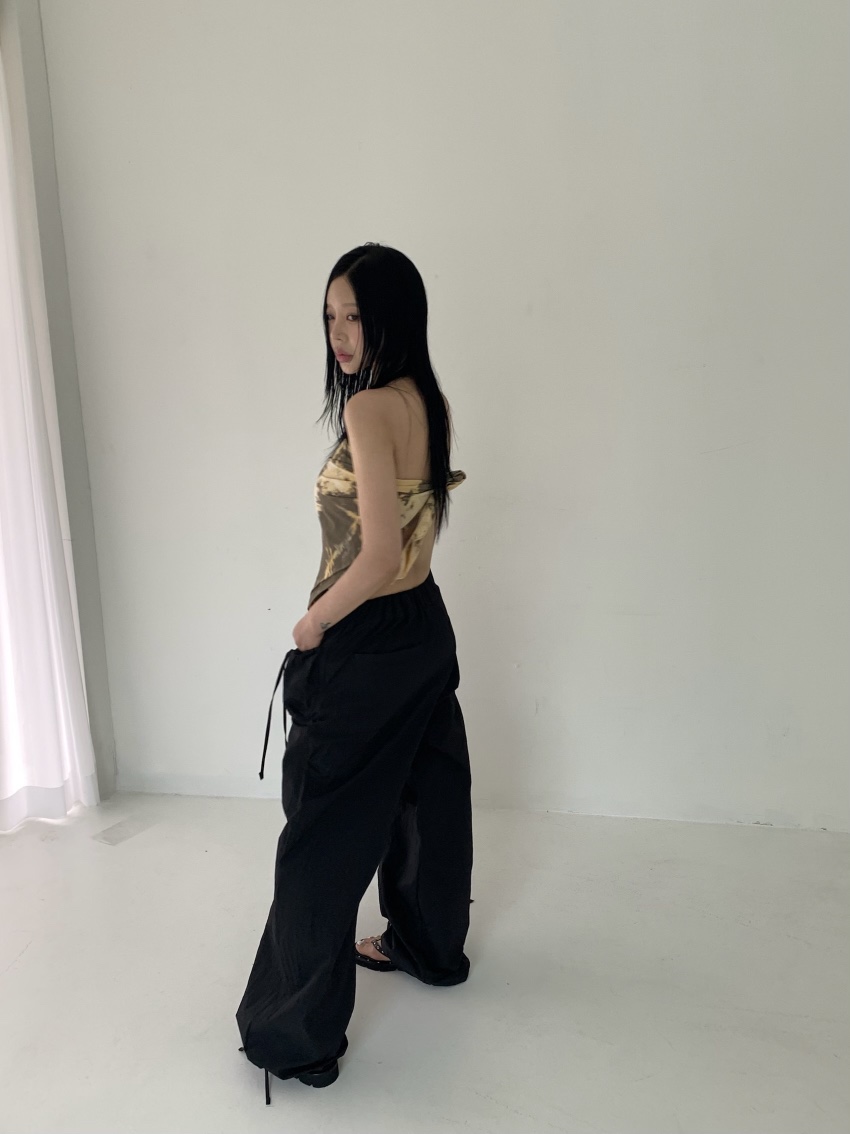SEOLO韓國直郵㊣女士新品熱賣時尚人氣職業休閑25春夏吊帶背心Seolo seoul吊帶/背心