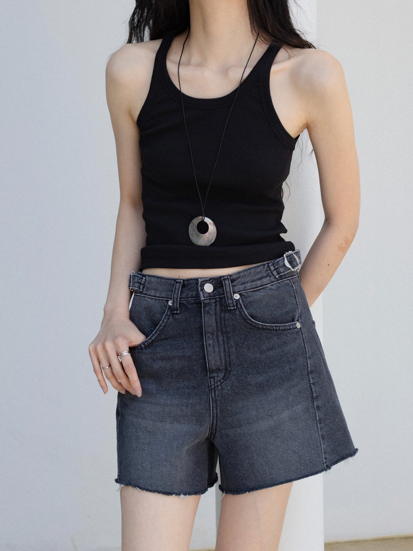INSSENSE-A東大門㊣實拍女裝新款熱賣25春夏時尚休閑職業短褲INSSENSE-A短褲