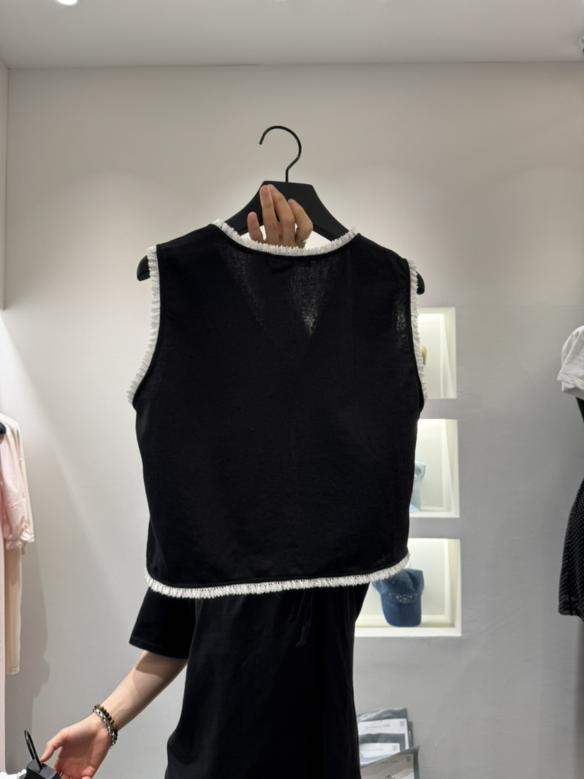 NOCTURNAL VIBE東大門㊣實拍女裝新品真品職業休閑吊帶背心NOCTURNAL VIBE吊帶/背心