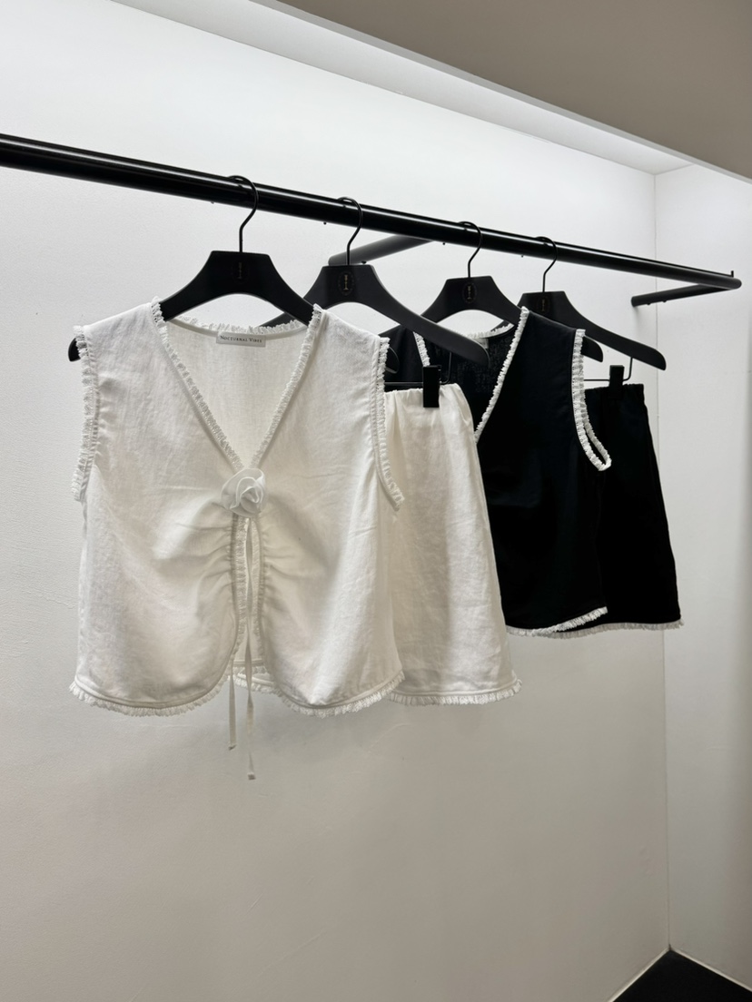 NOCTURNAL VIBE東大門㊣實拍女裝新品真品職業休閑吊帶背心NOCTURNAL VIBE吊帶/背心