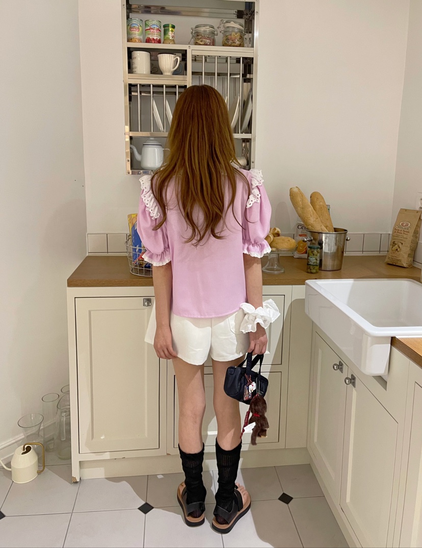 BOUTIQUE-L韓國代購㊣女裝新款真品推薦人氣熱賣襯衫蕾絲衫BOUTIQUE-L襯衫/蕾絲衫