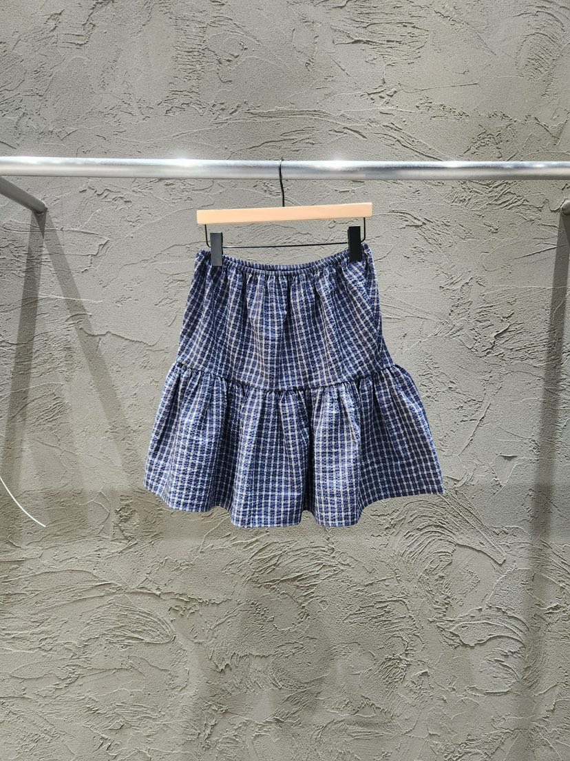 BLACK RIBBON-A東大門㊣代購女士新品25春夏熱賣吊帶背心BLACK RIBBON-A吊帶/背心圖色2