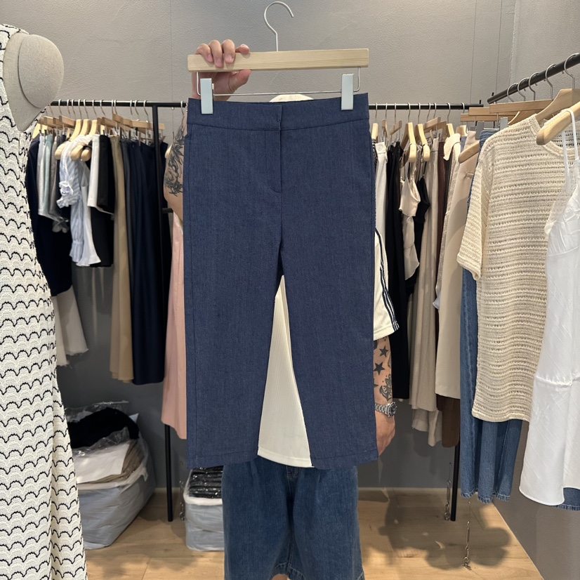 FLAMME TOIT東大門㊣實拍女裝新品真品推薦時尚休閑25春夏短褲FLAMME TOIT短褲