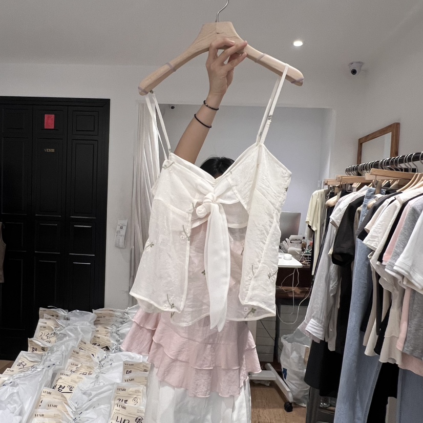 VENIR-a東大門㊣直郵女裝新品熱賣時尚休閑吊帶背心柔軟緊身VENIR-a吊帶/背心