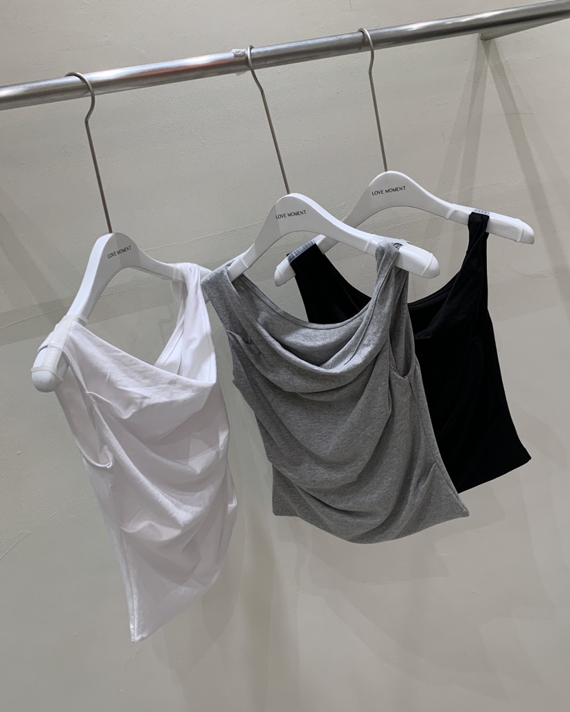 LOVE MOMENT韓國代購㊣女士新品25春夏時尚推薦熱賣吊帶背心LOVE MOMENT吊帶/背心